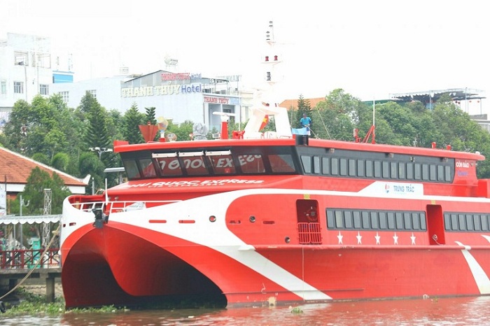 bateau Vung tau – Con dao trung trac